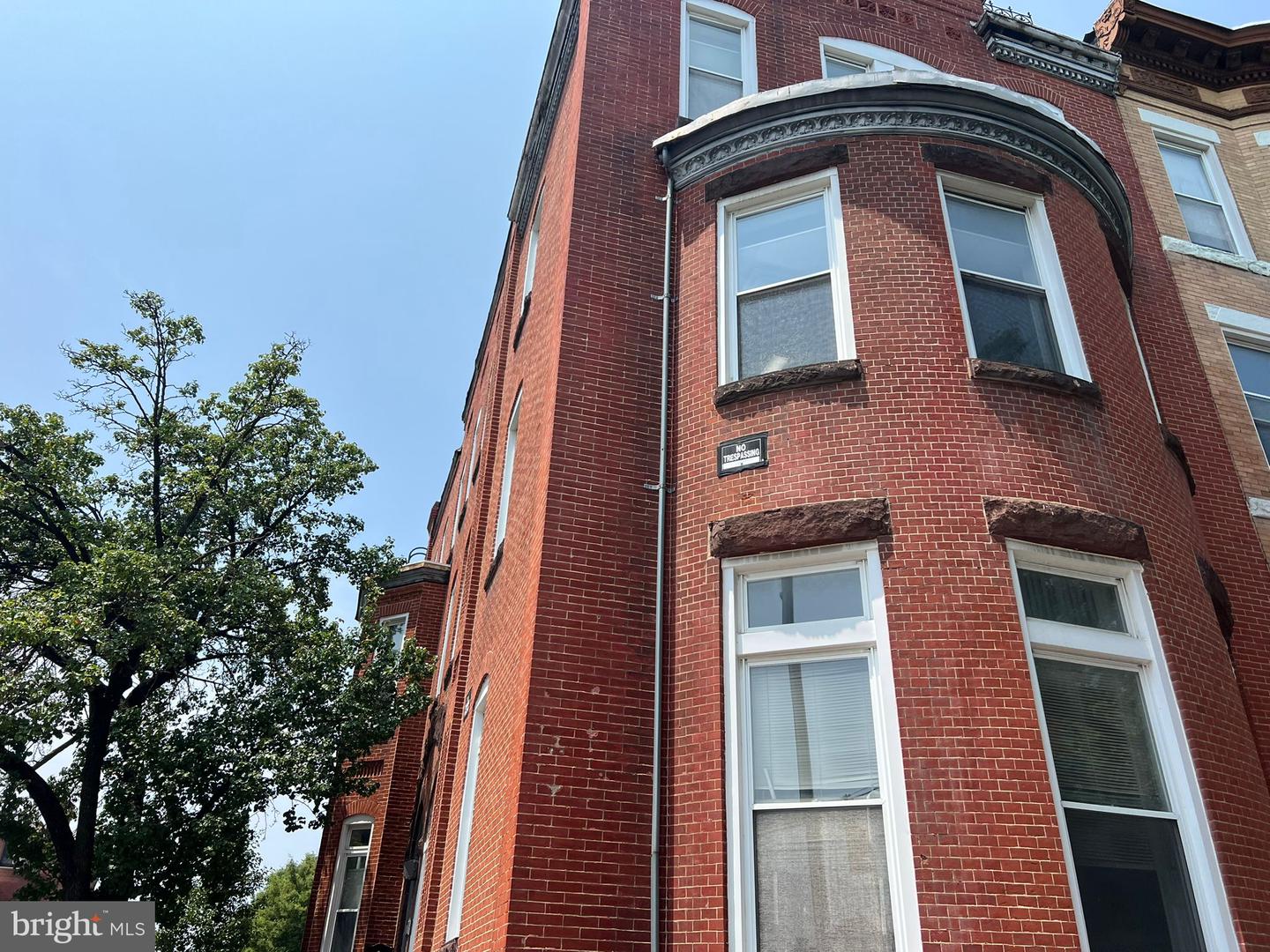 2 W 21st St #a11 Property Photo 3