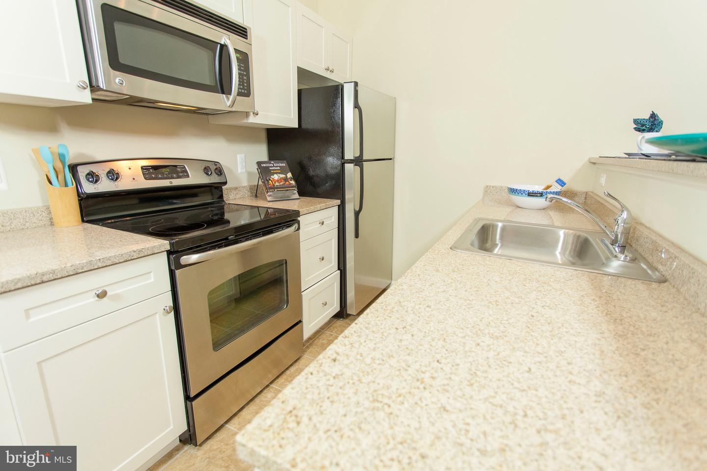 521 Saint Paul St #3br Property Photo 25