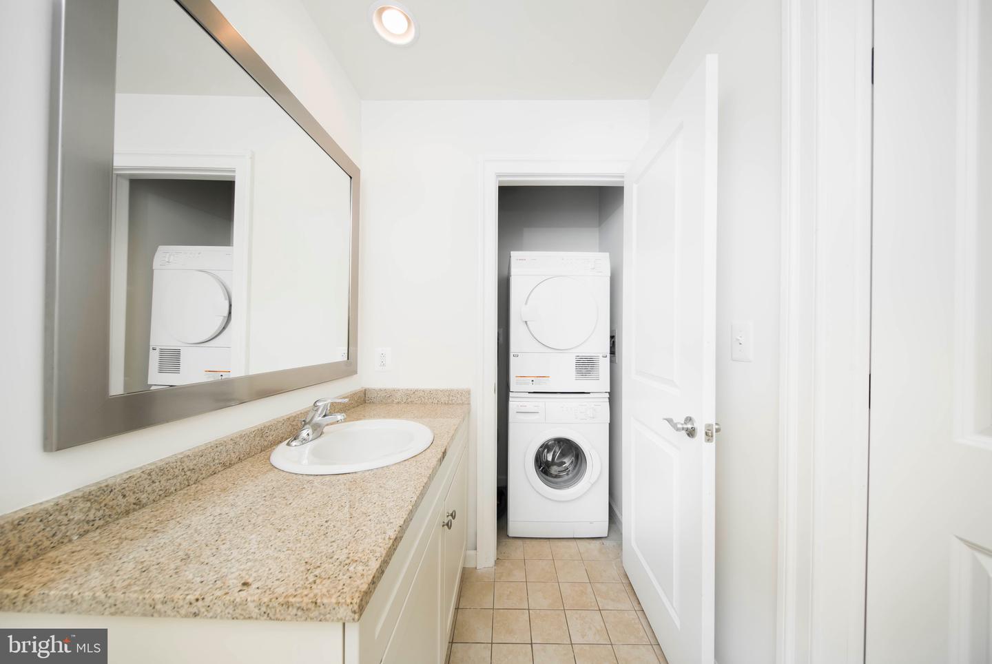 521 Saint Paul St #3br Property Photo 43