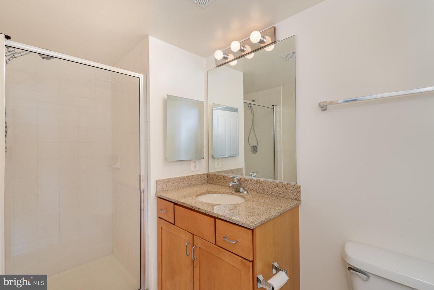 414 Water St #1512 Property Photo 18