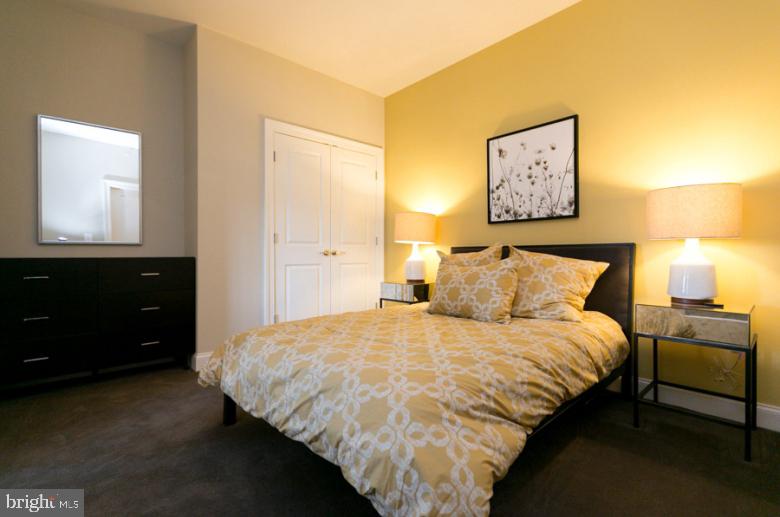 301 N Charles St #1br Property Photo 48