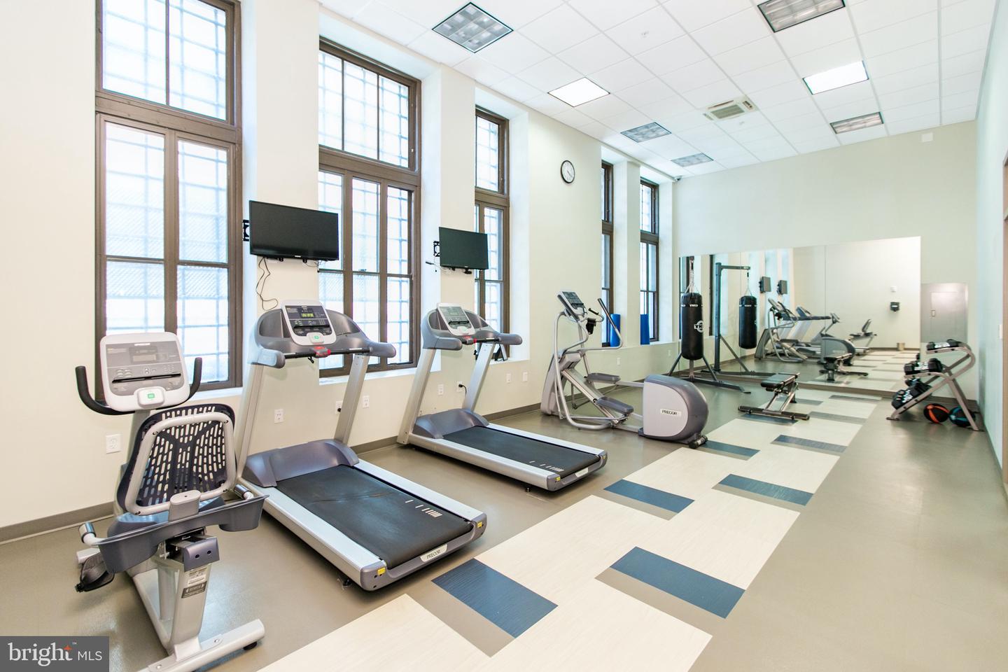 MDBA2109952 Property Photo 9