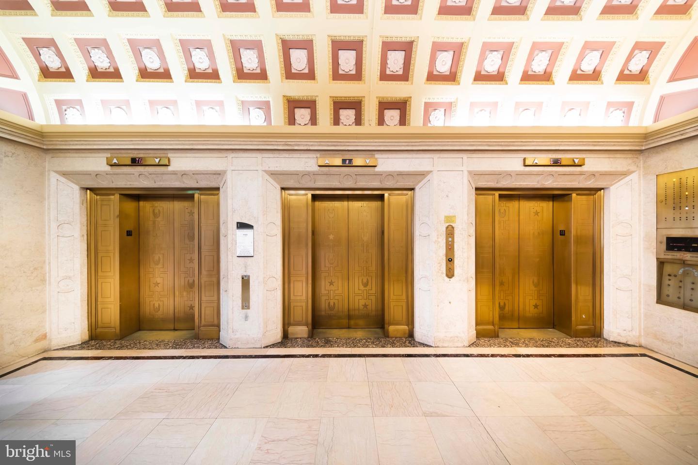 MDBA2109952 Property Photo 24