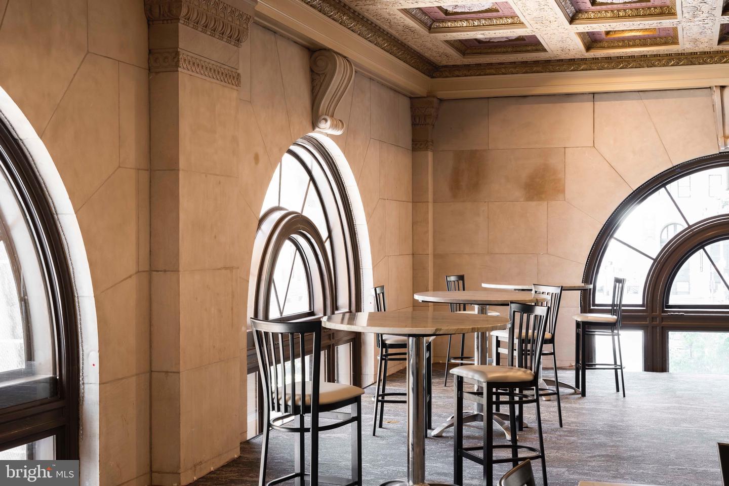 MDBA2109952 Property Photo 48