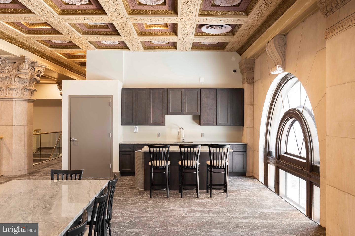 MDBA2109952 Property Photo 50