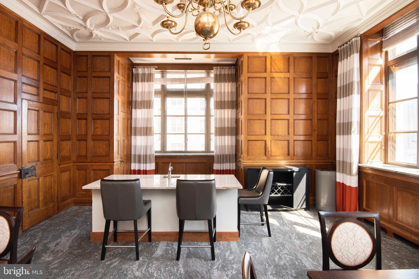 MDBA2109952 Property Photo 64