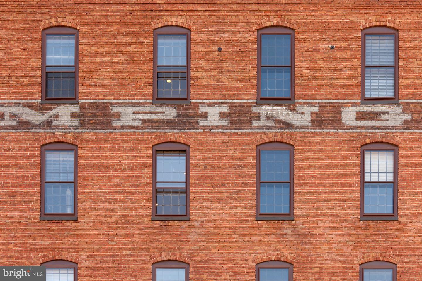 101 Wells #2br Property Photo 2