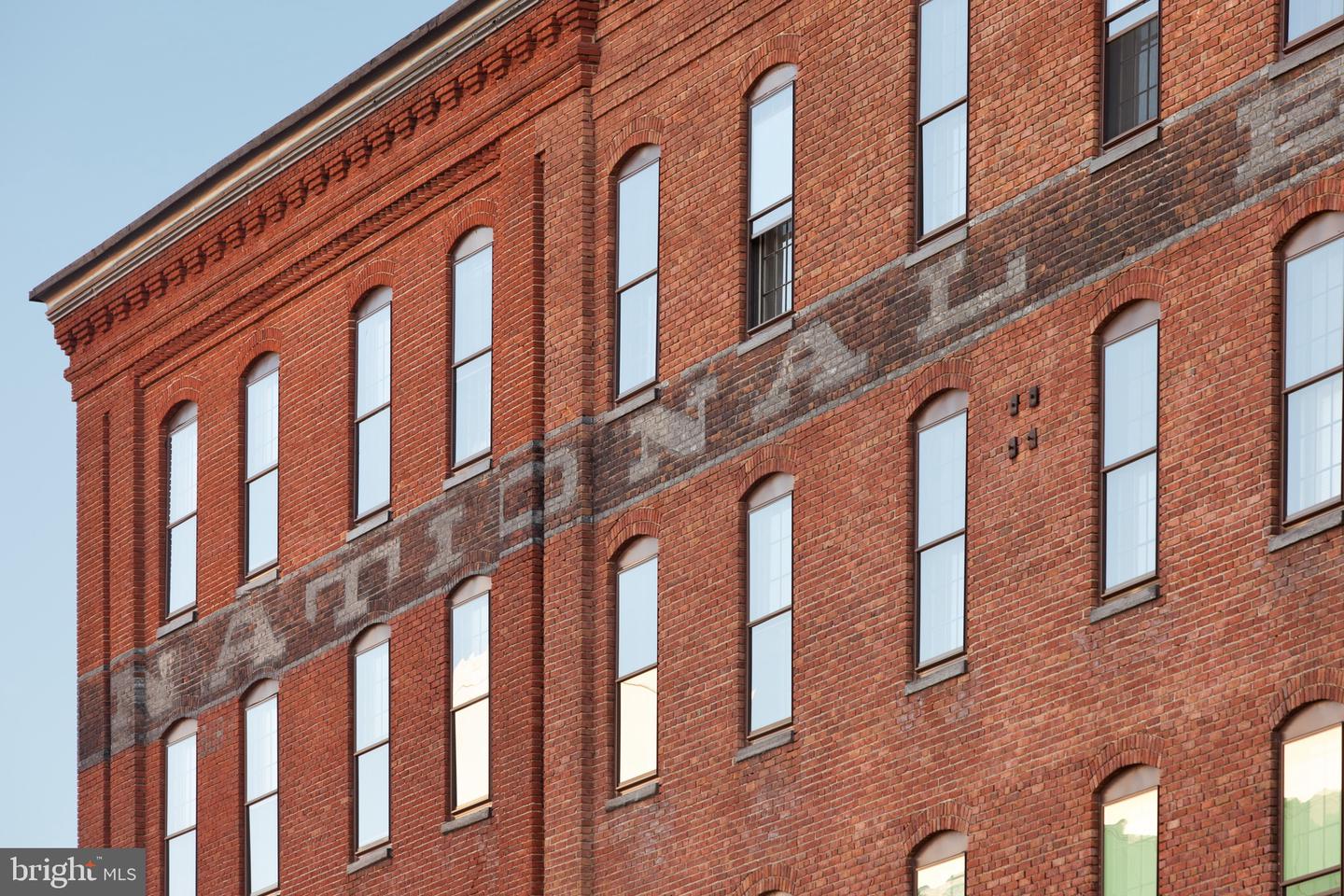 101 Wells #2br Property Photo 3