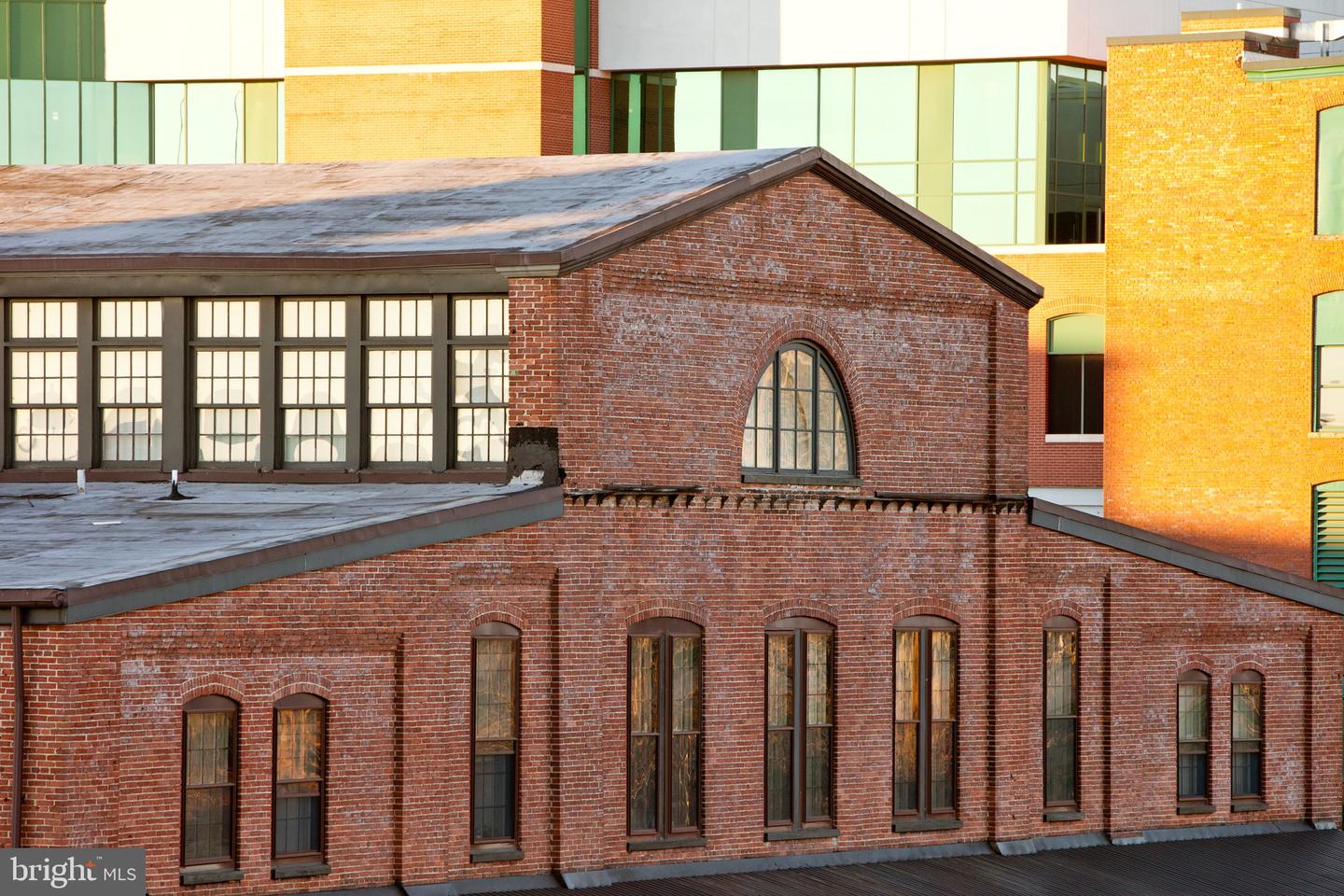 101 Wells #2br Property Photo 4