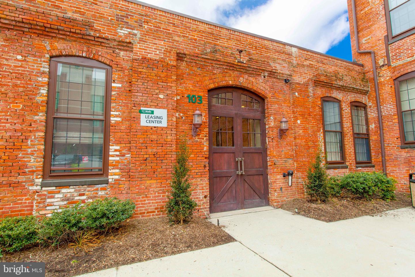 101 Wells #2br Property Photo 18