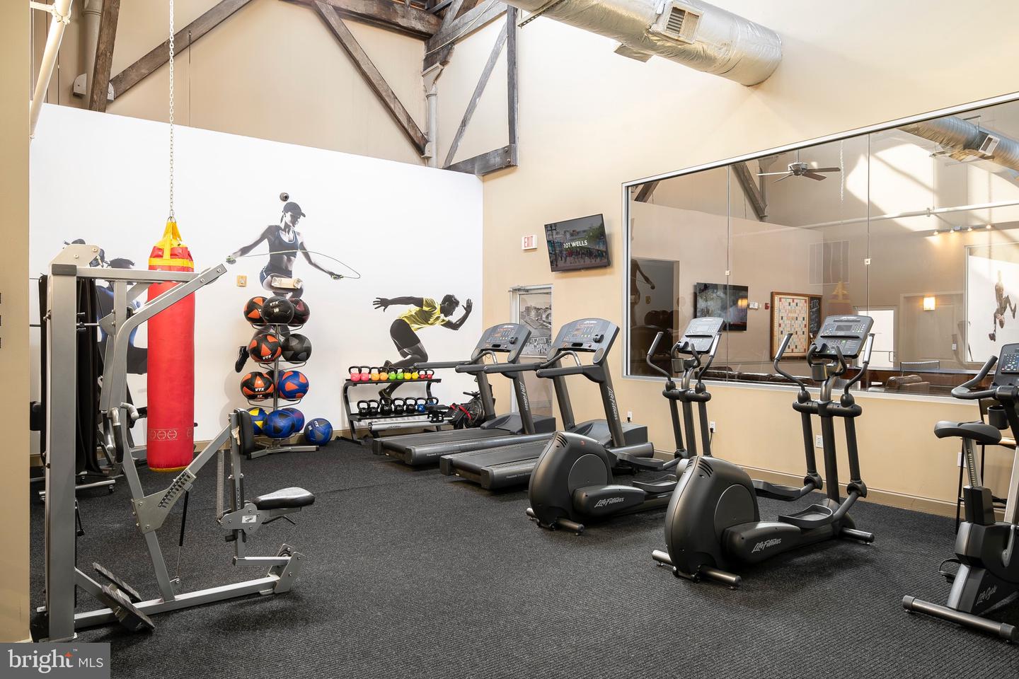 101 Wells #2br Property Photo 28