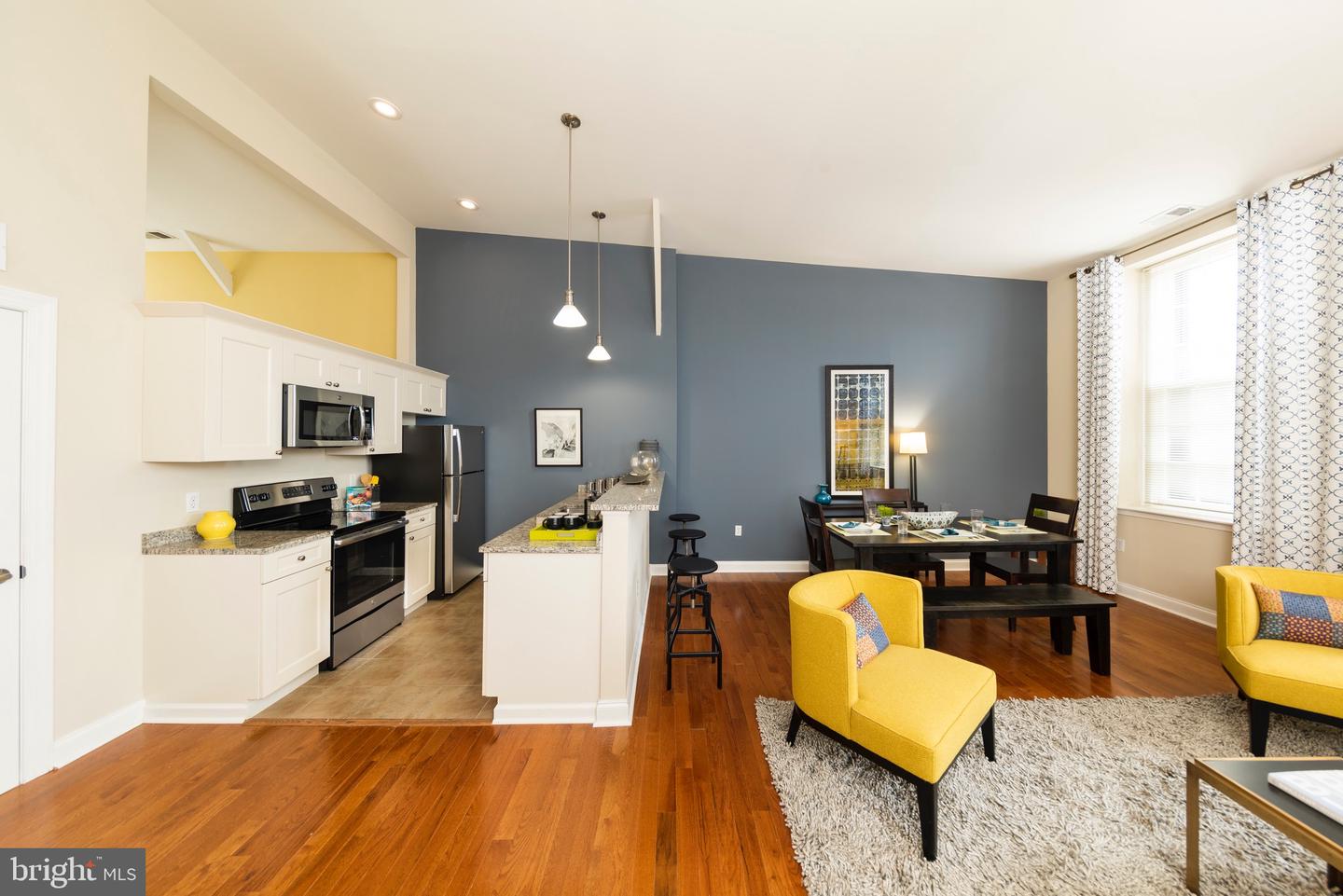 101 Wells #2br Property Photo 33