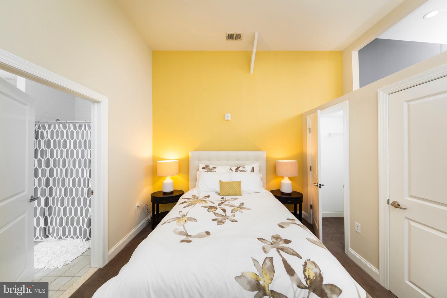 101 Wells #2br Property Photo 43