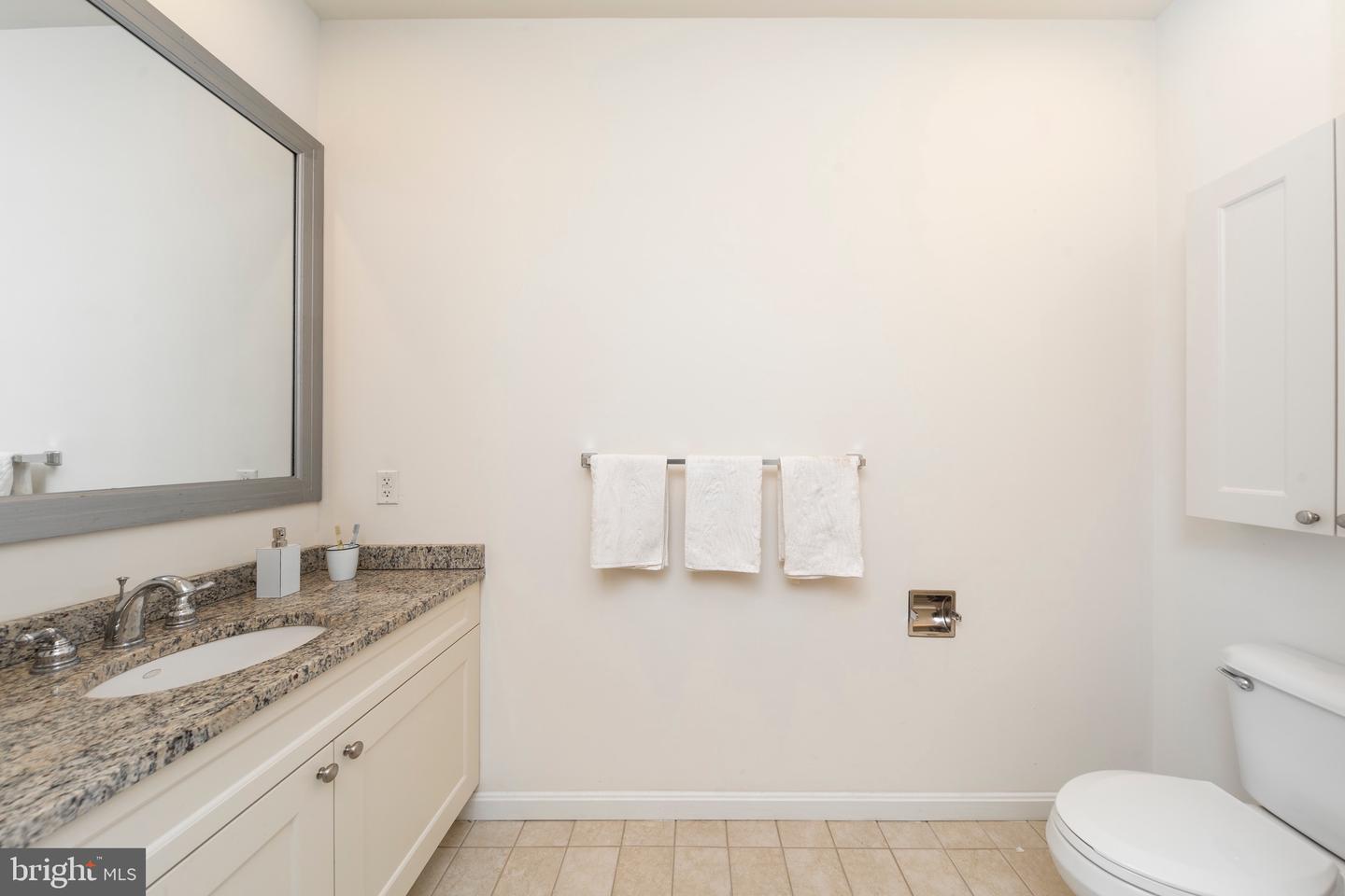 101 Wells #2br Property Photo 45