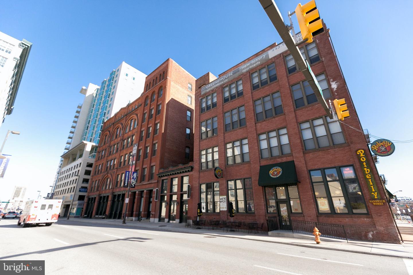 519 W Pratt St #1br Property Photo 2