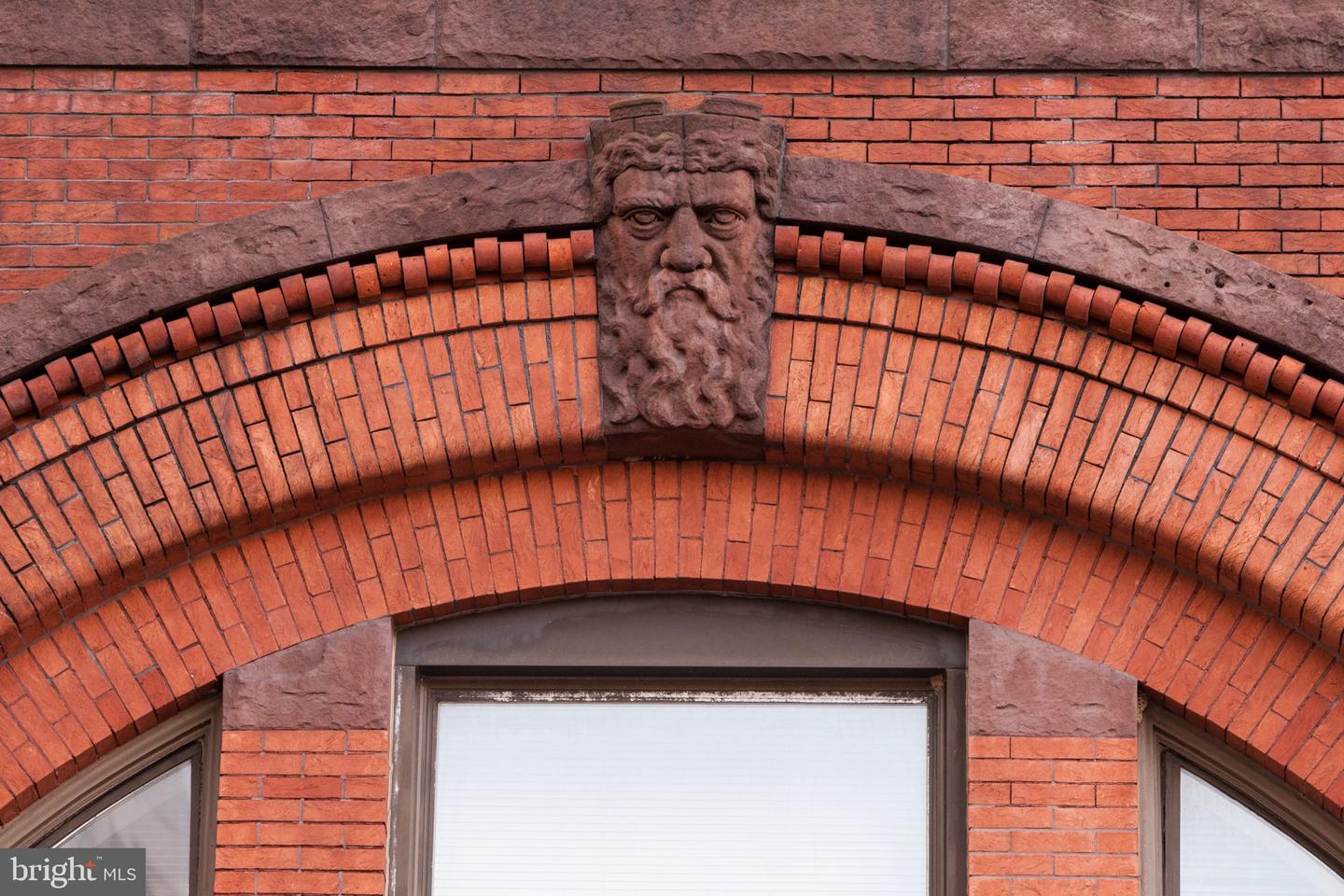 519 W Pratt St #1br Property Photo 6