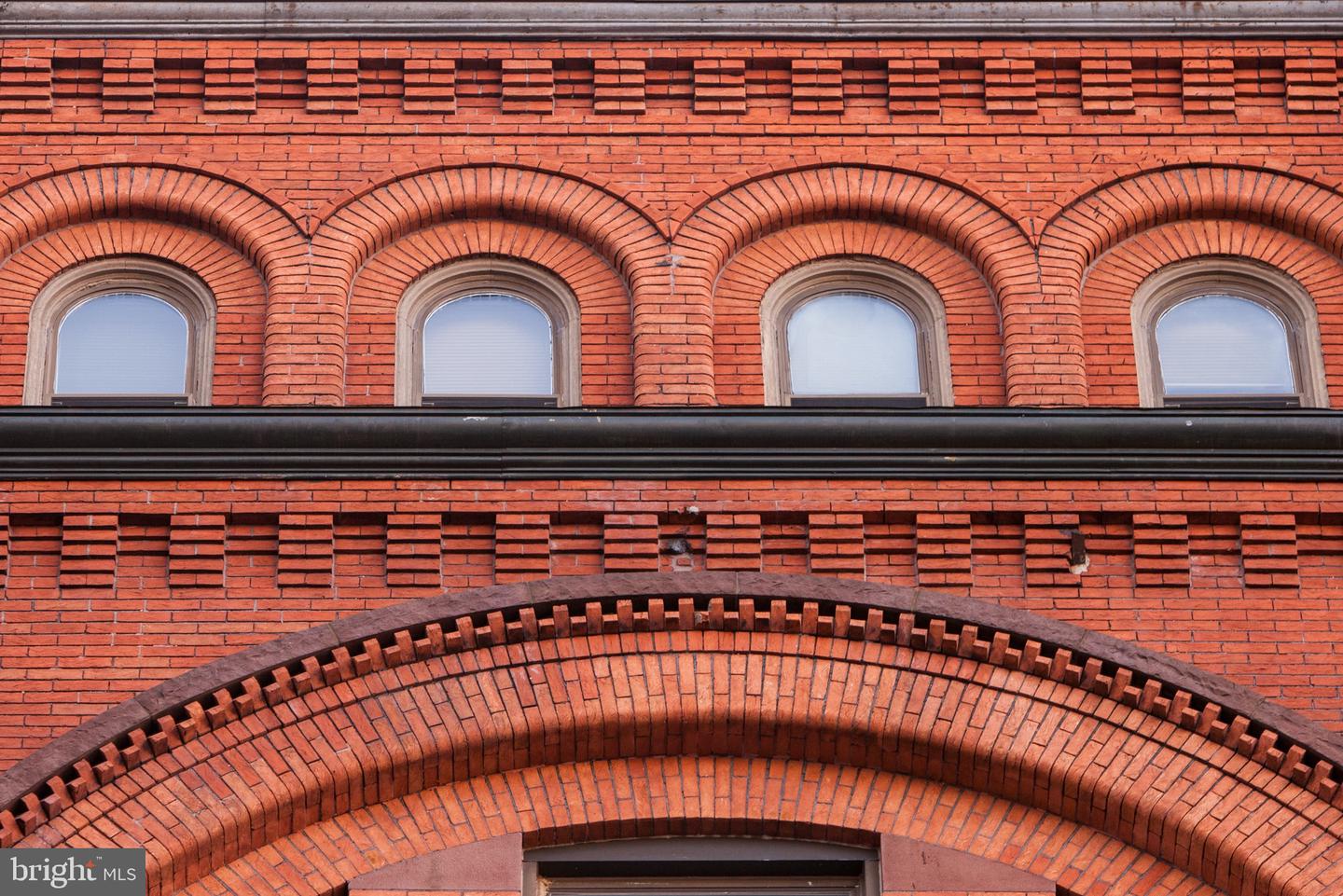 519 W Pratt St #1br Property Photo 8