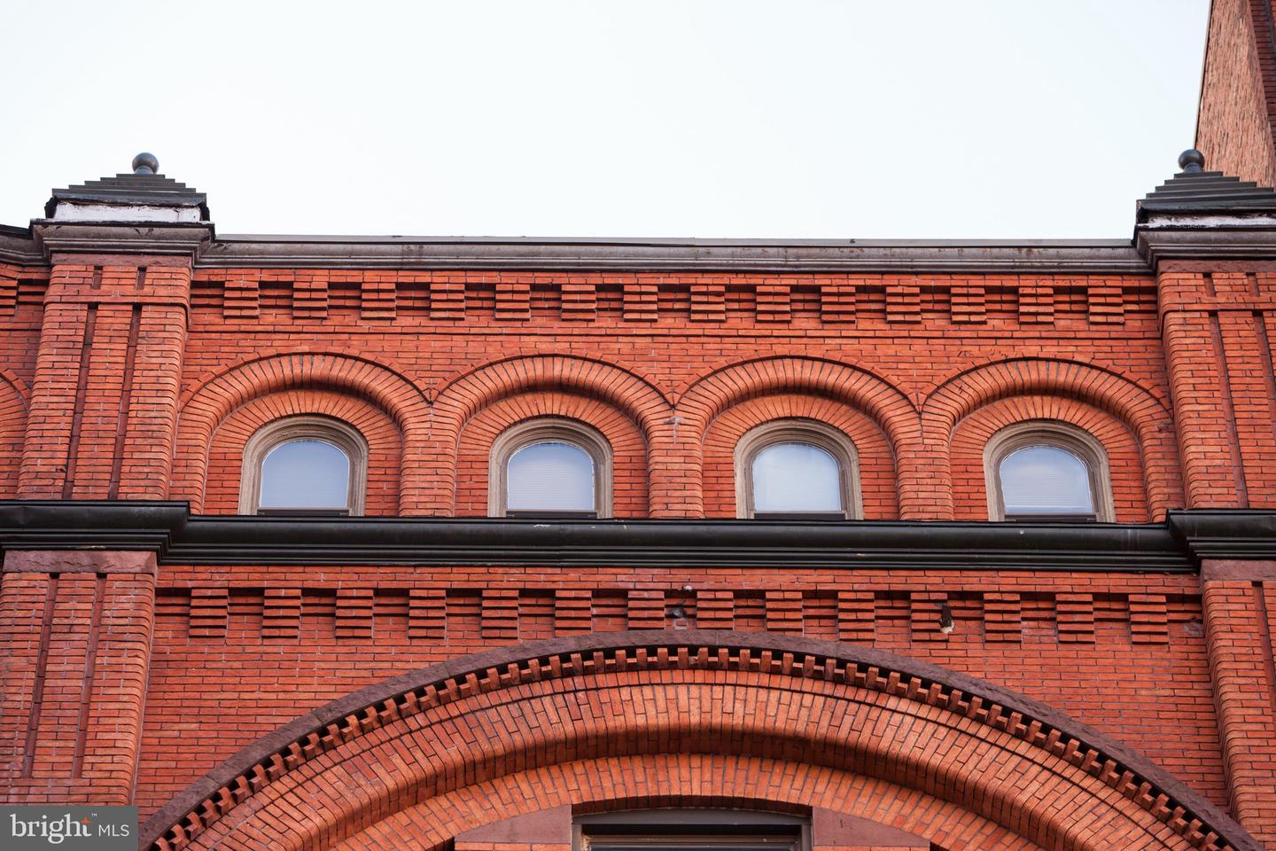 519 W Pratt St #1br Property Photo 9