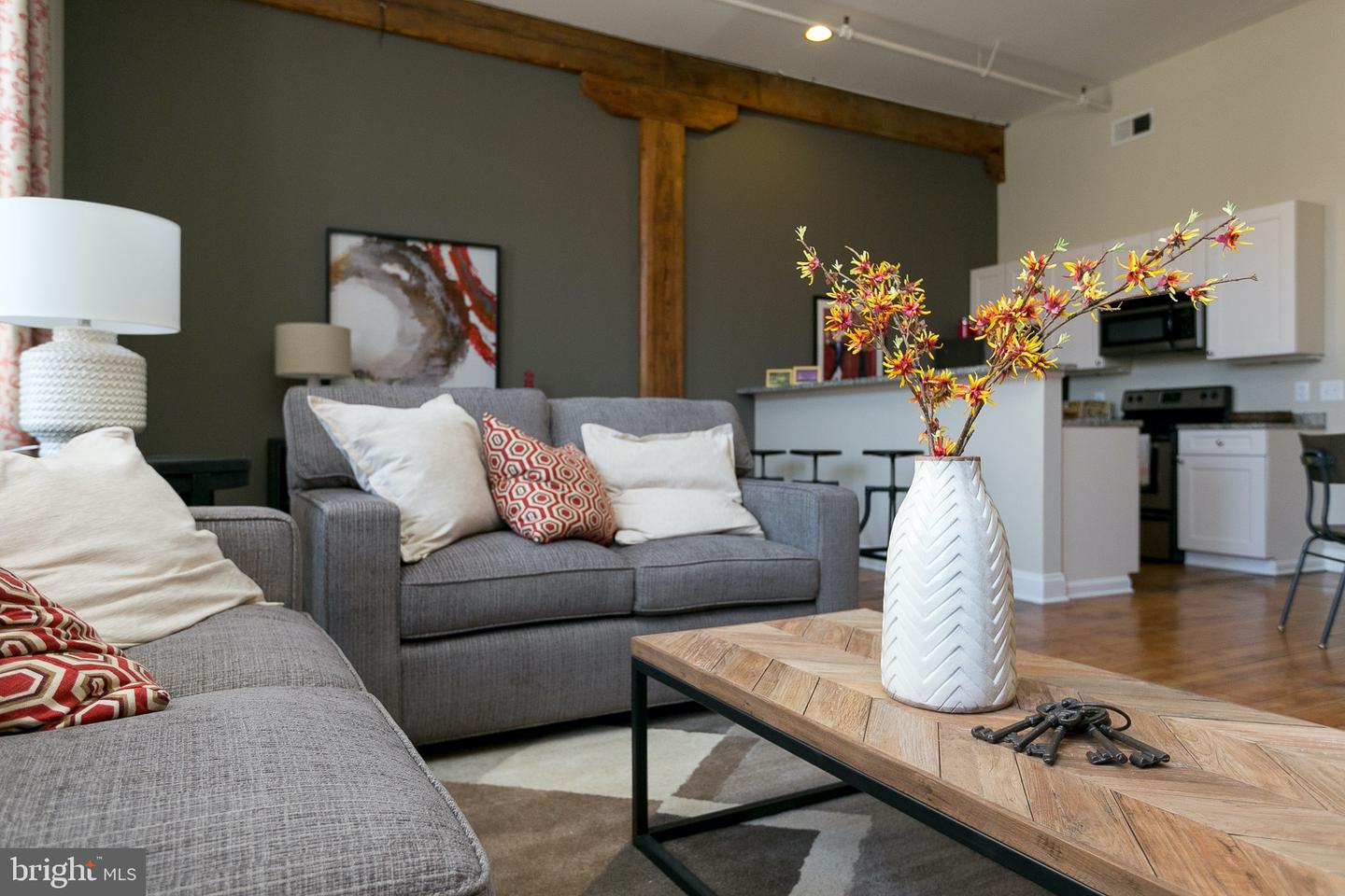 519 W Pratt St #1br Property Photo 40