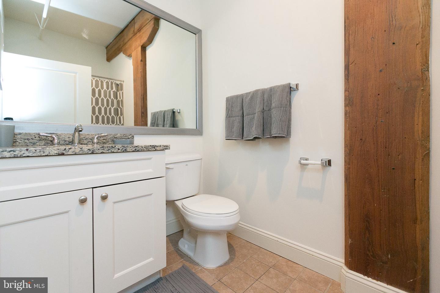 519 W Pratt St #1br Property Photo 52