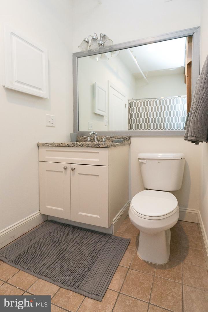 519 W Pratt St #1br Property Photo 53