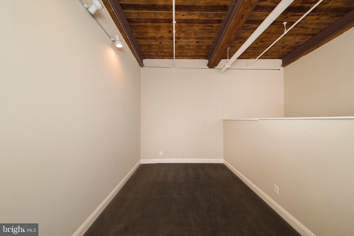 519 W Pratt St #1br Property Photo 63