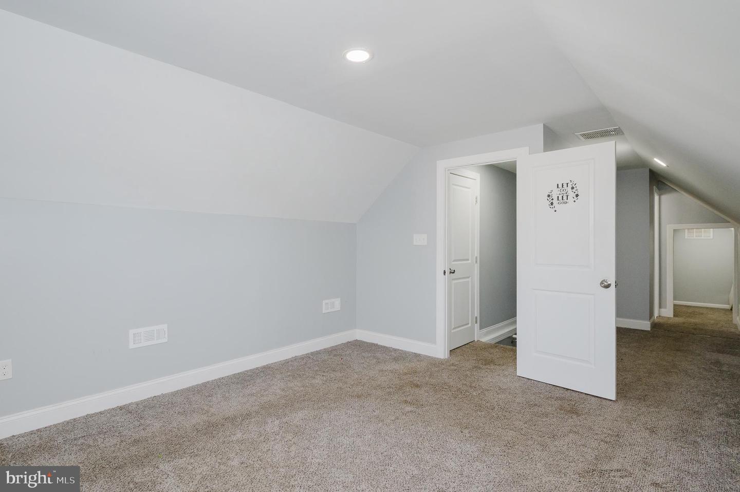 5405 Pembroke Ave Property Photo 27