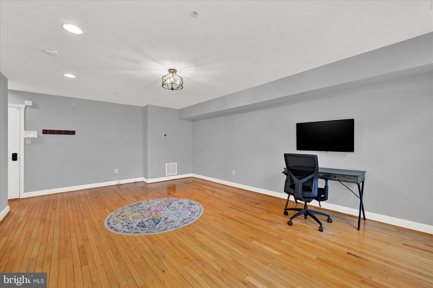 1707 E Lombard St Property Photo 7