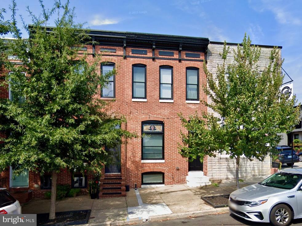 2820 Hudson St Property Photo