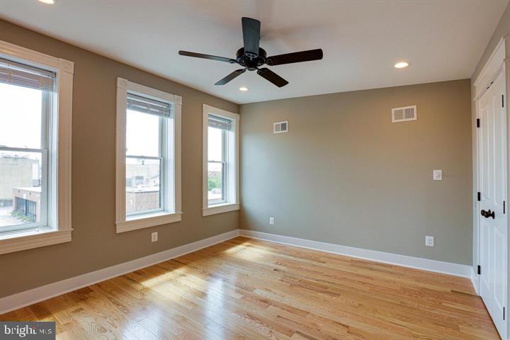 2820 Hudson St Property Photo 15