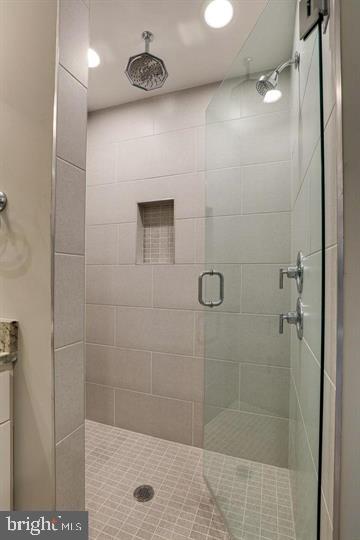2820 Hudson St Property Photo 16