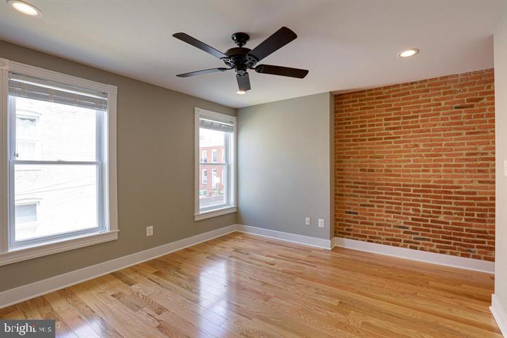 2820 Hudson St Property Photo 18