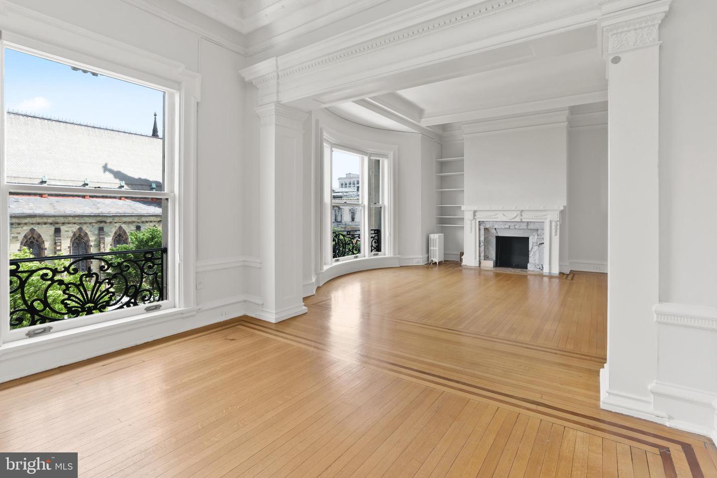 700 Washington Pl #4c Property Photo 7