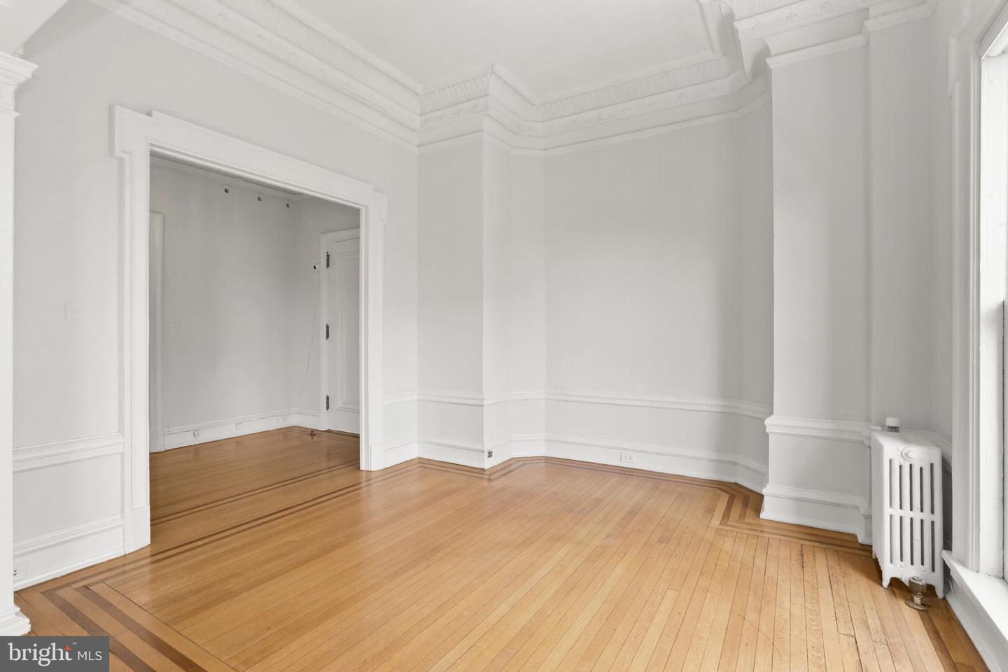 700 Washington Pl #4c Property Photo 8
