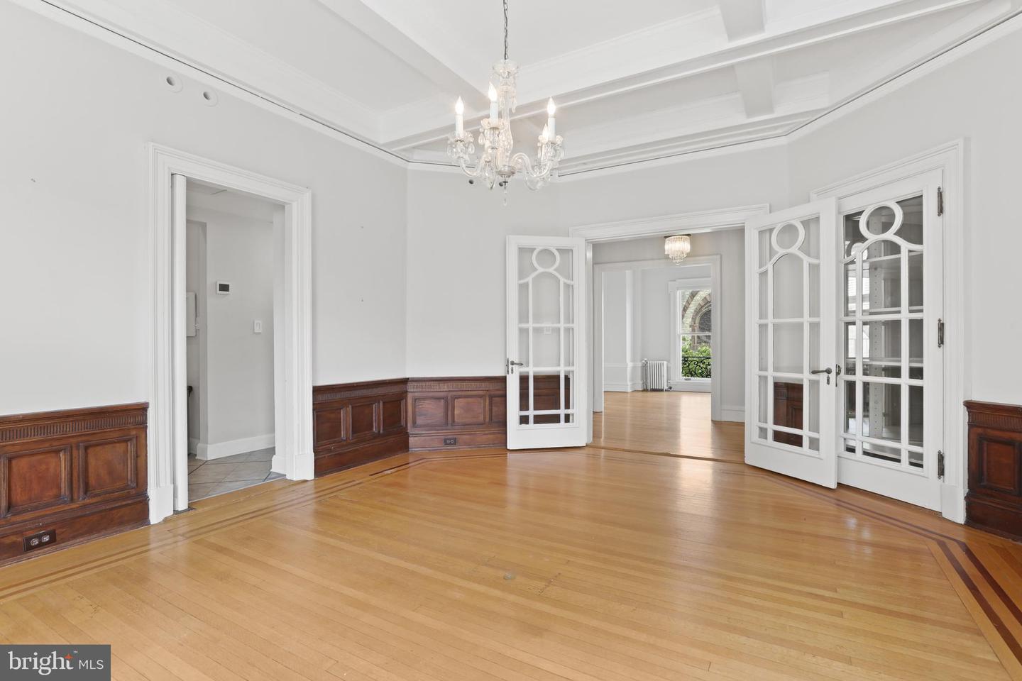 700 Washington Pl #4c Property Photo 16