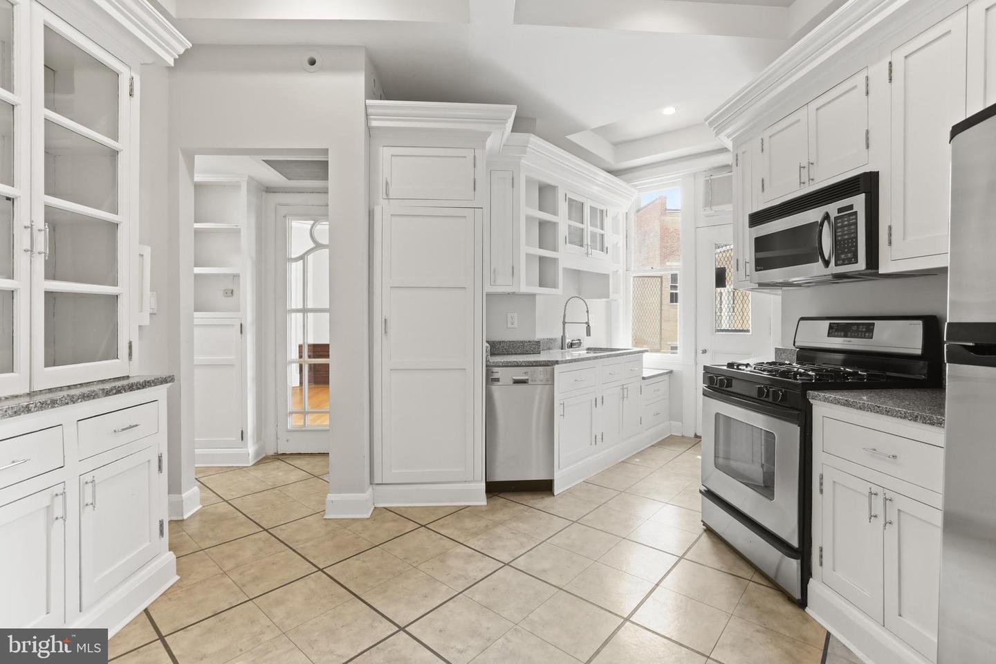 700 Washington Pl #4c Property Photo 19
