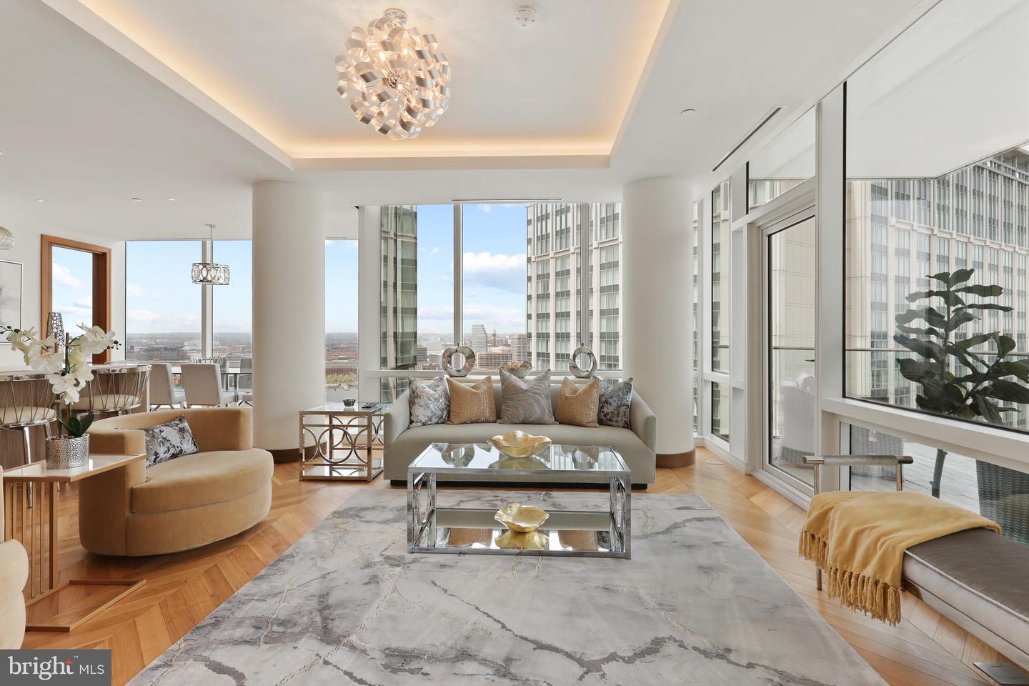 300 International Dr #2403 Property Photo 1