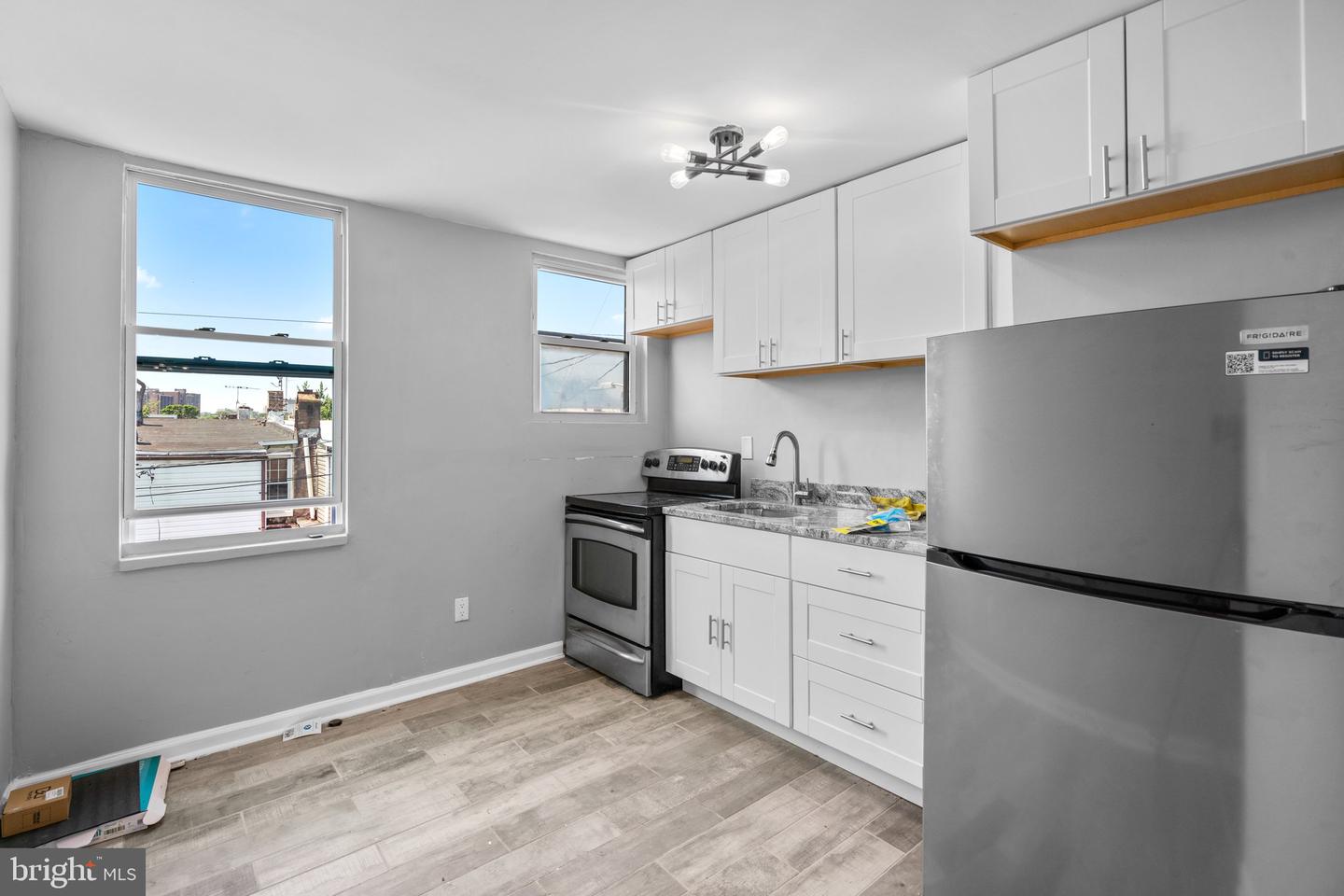 2800 Huntingdon Ave Property Photo 4