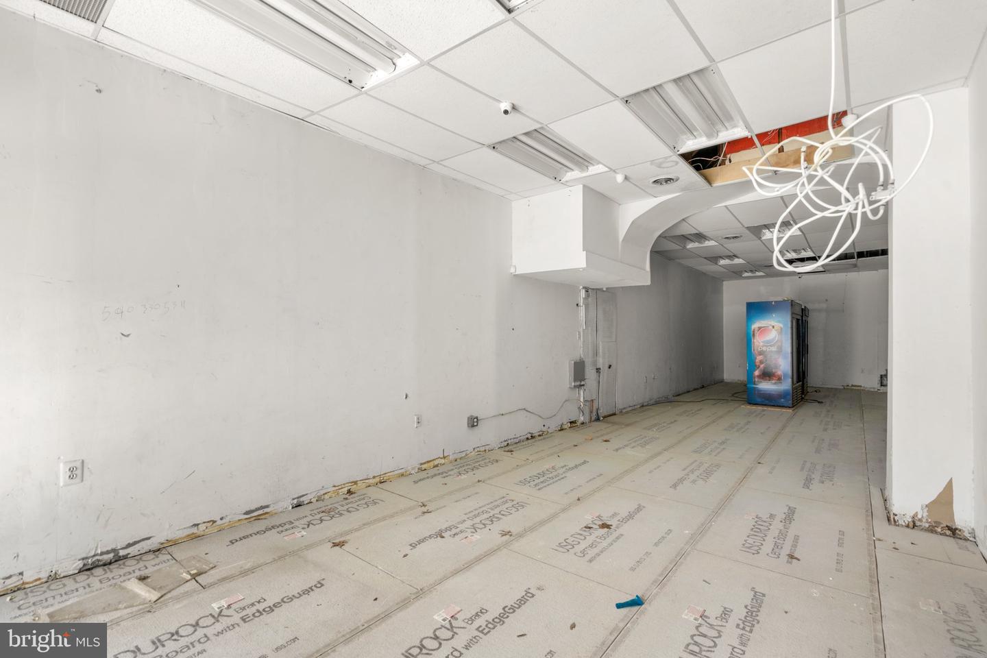 2800 Huntingdon Ave Property Photo 13