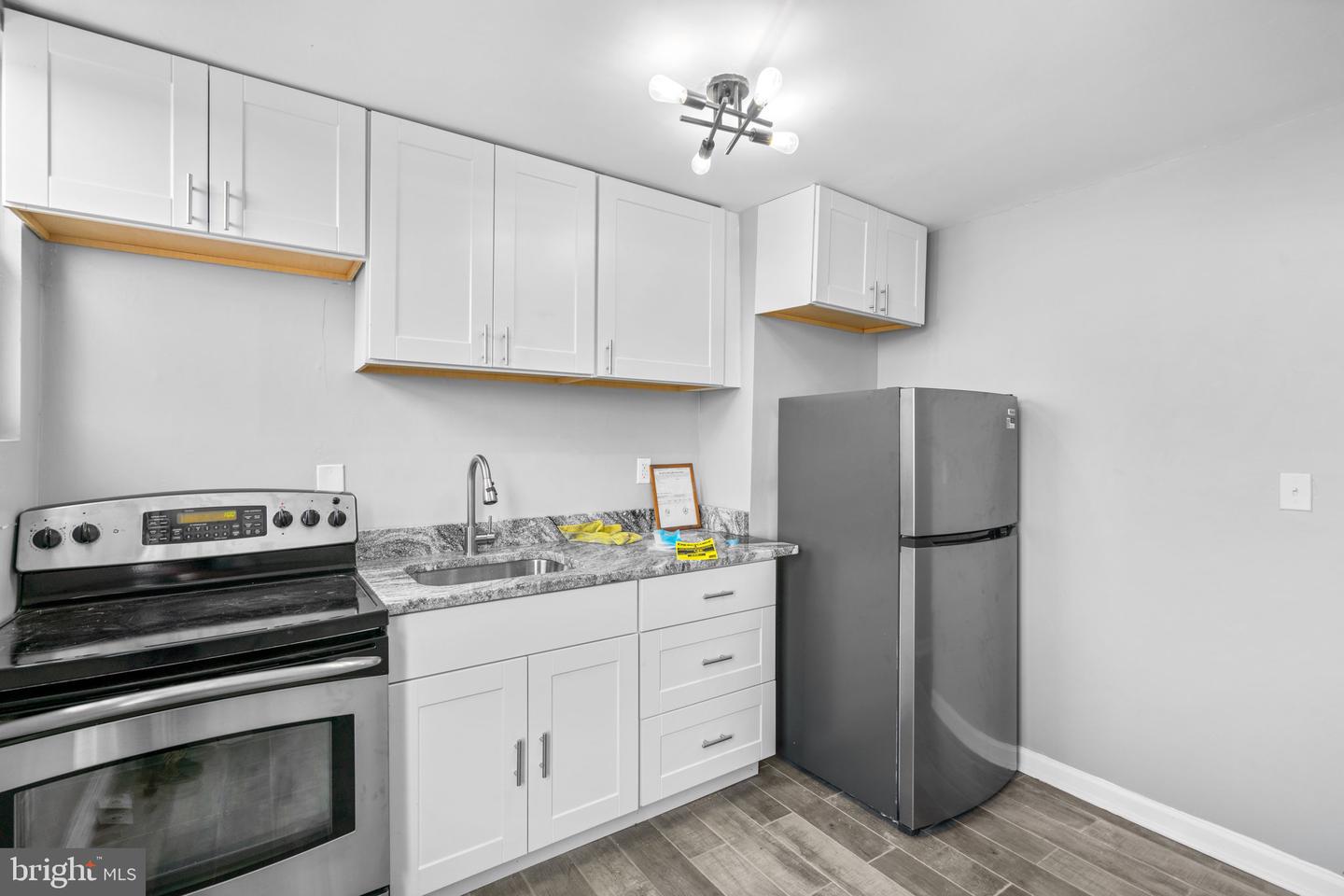 2800 Huntingdon Ave Property Photo 15
