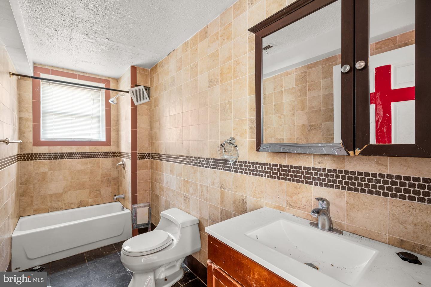 2800 Huntingdon Ave Property Photo 31
