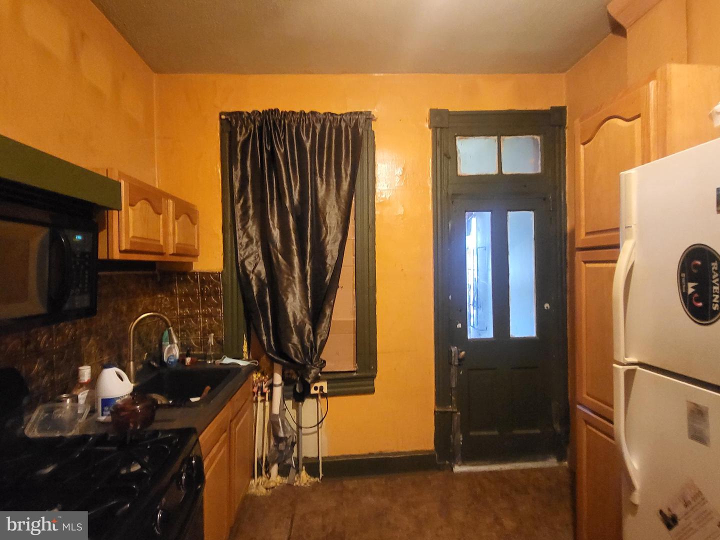 425 E Preston St Property Photo 14