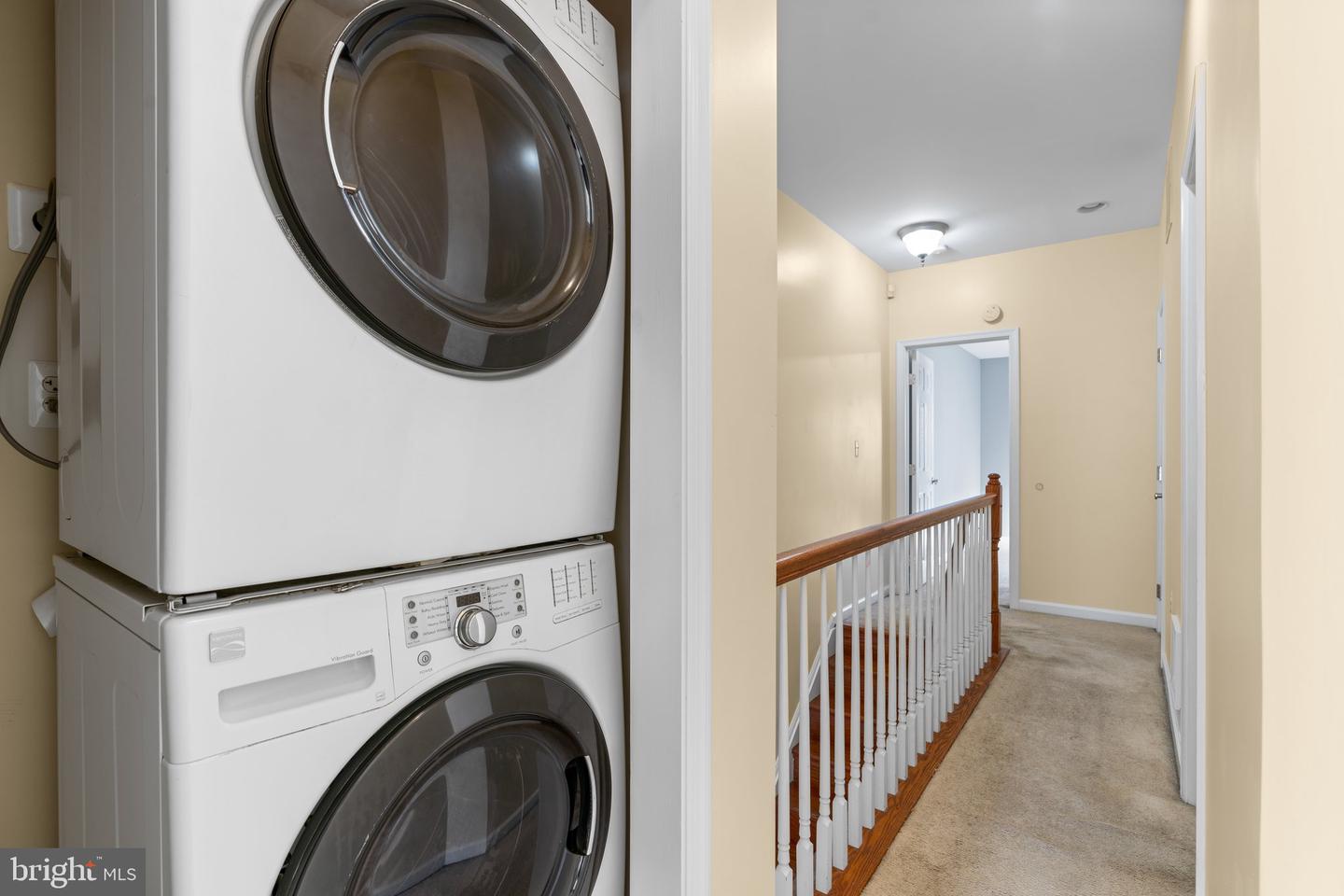 1110 W Cross St Property Photo 23
