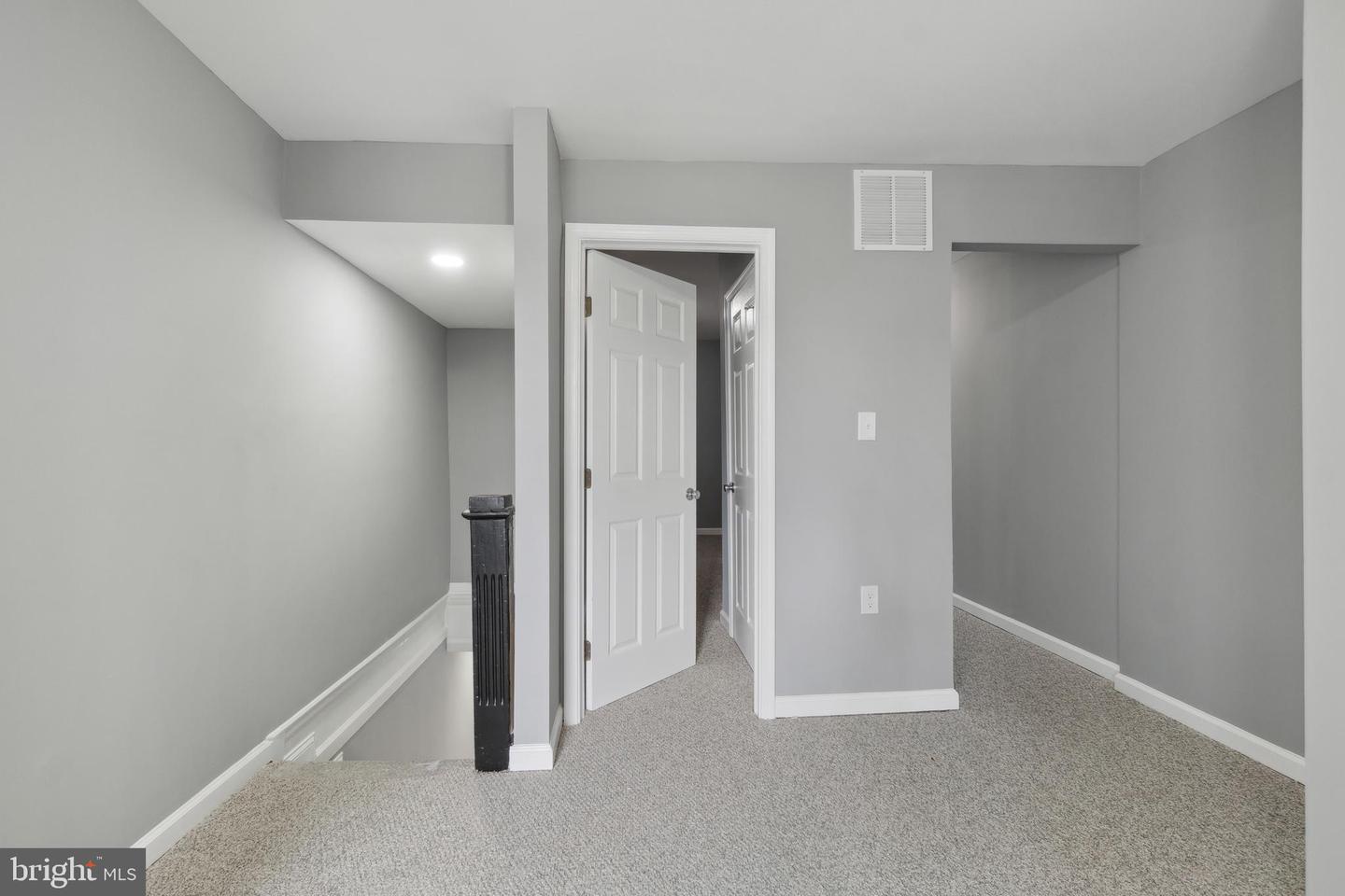 426 S Smallwood St Property Photo 15