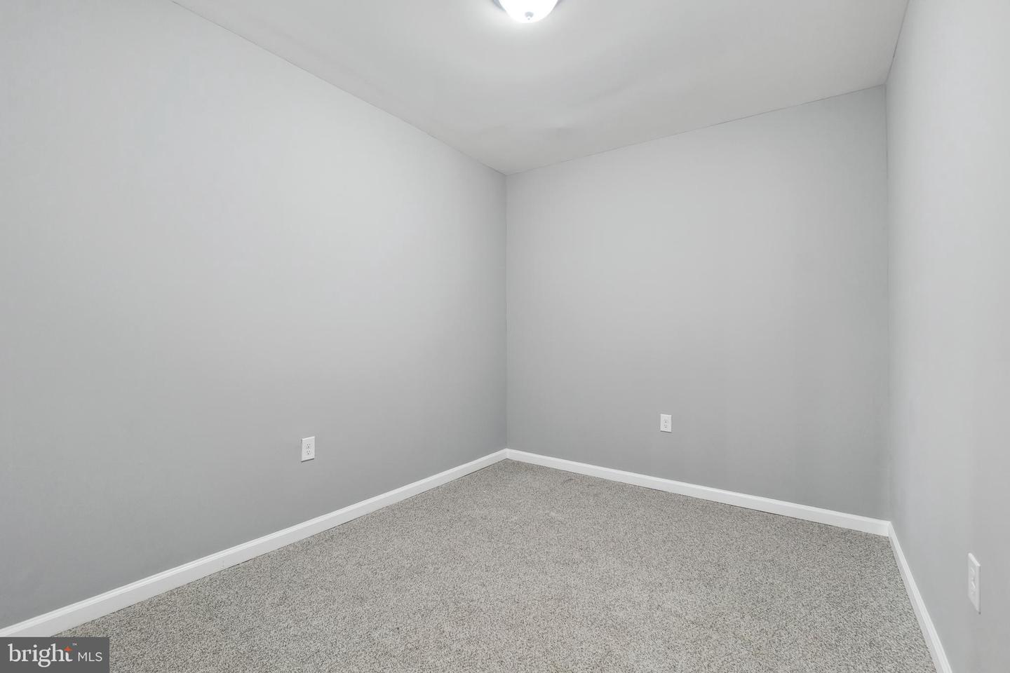 426 S Smallwood St Property Photo 16