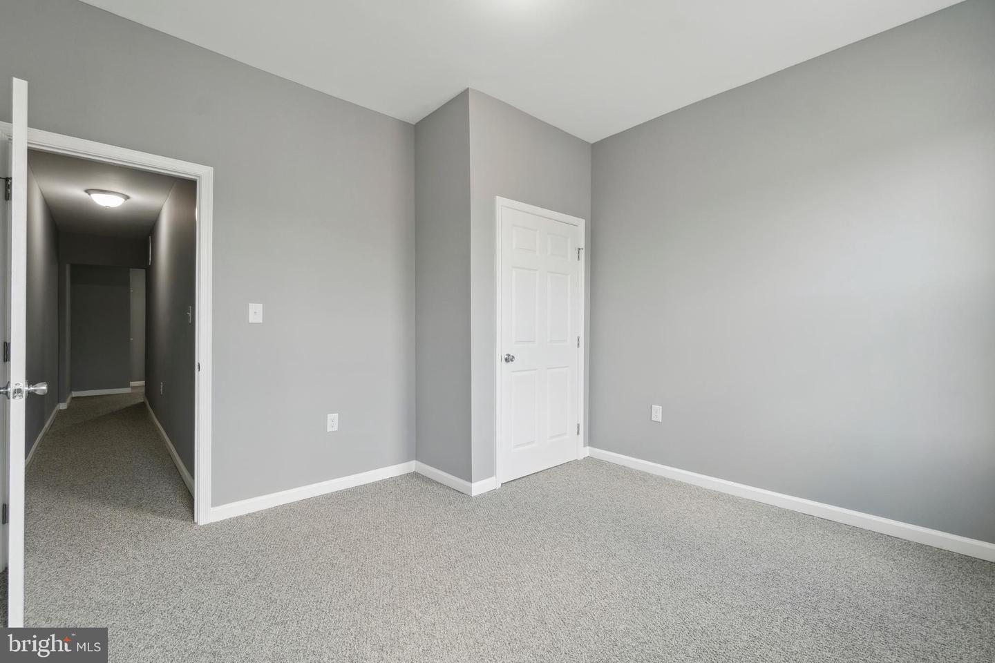 426 S Smallwood St Property Photo 22