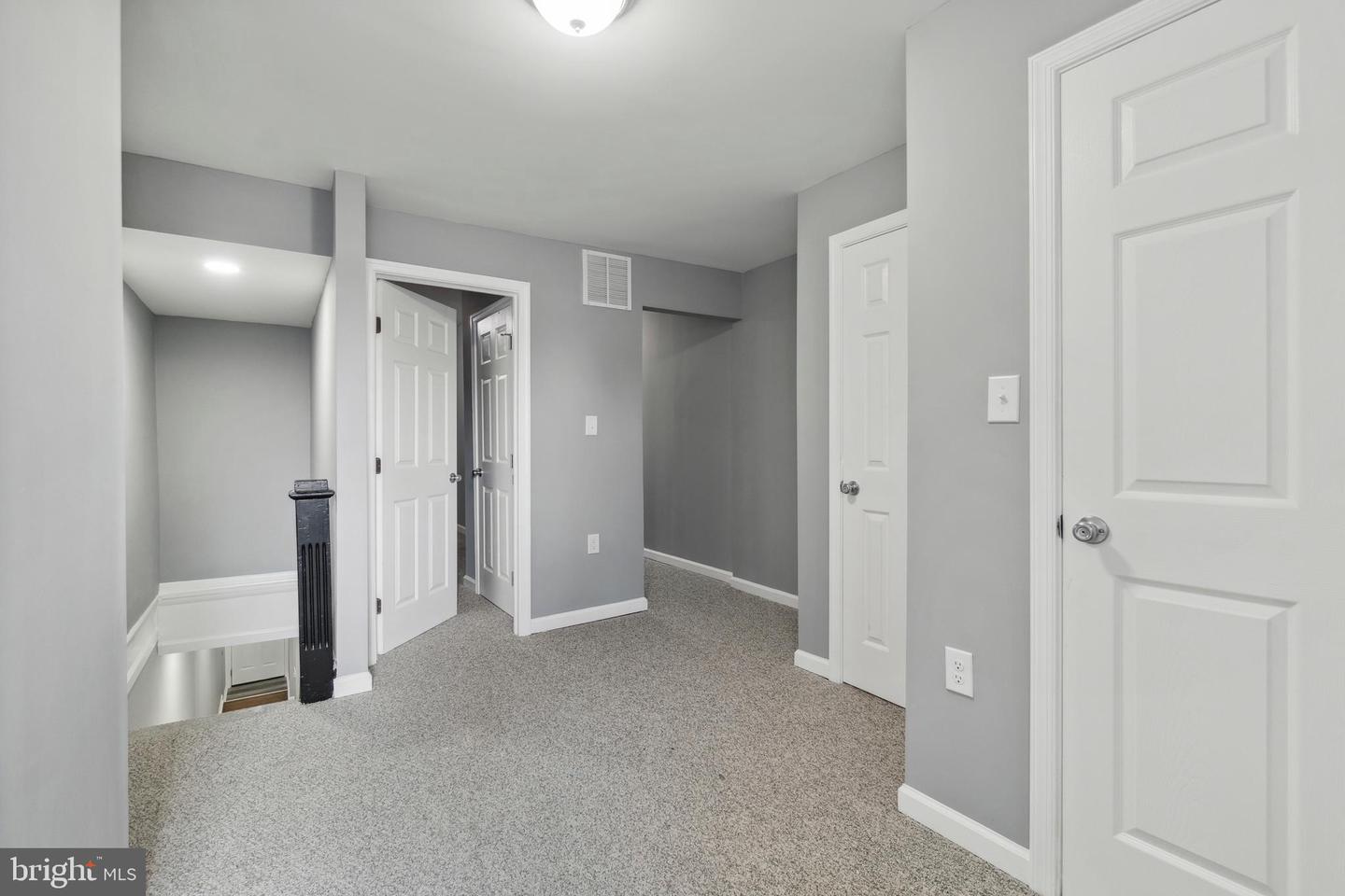 426 S Smallwood St Property Photo 24