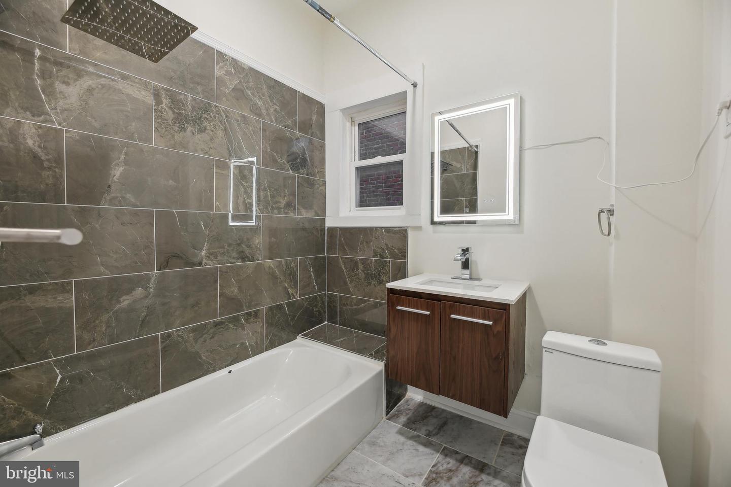 3041 Belmont Ave Property Photo 22