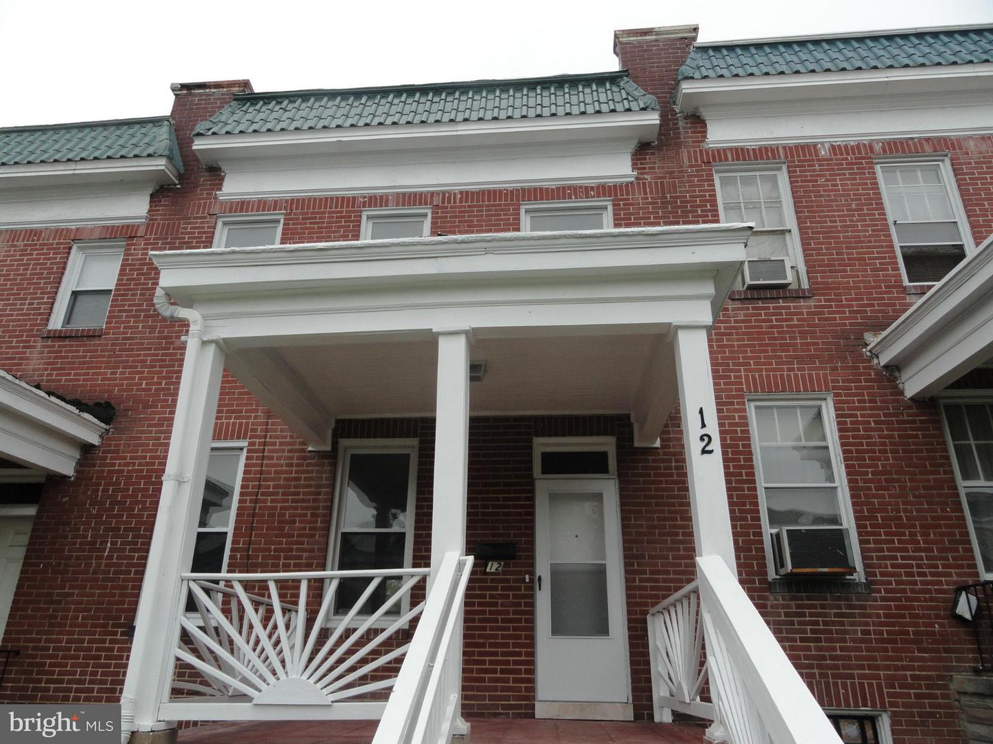 12 S TREMONT RD