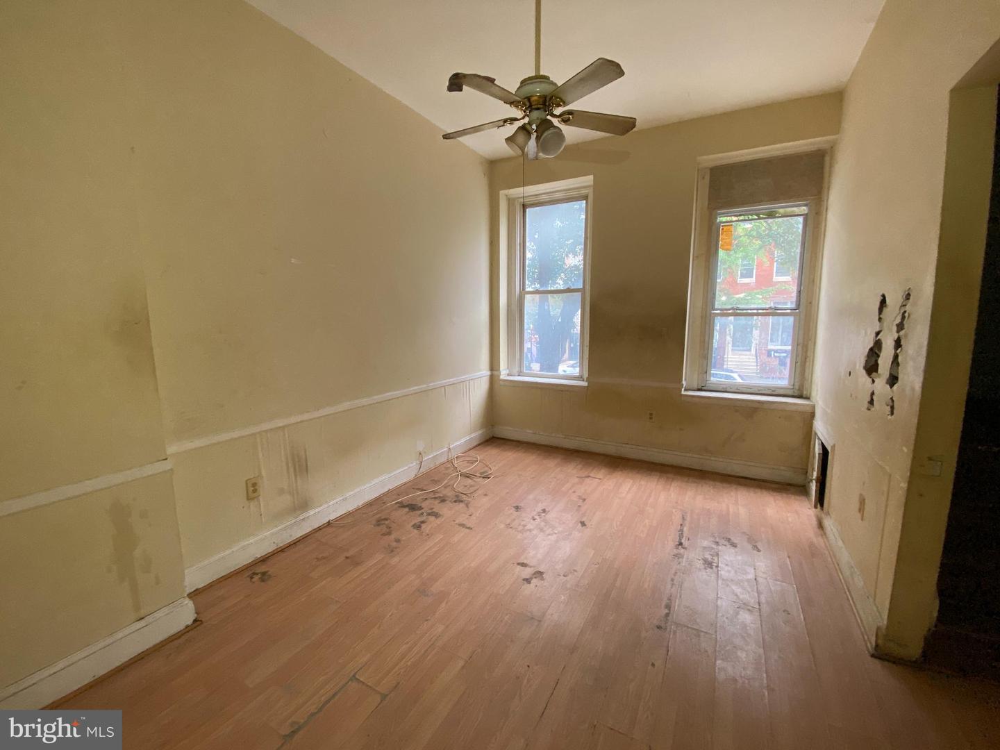 2110 N Charles St N Property Photo 9